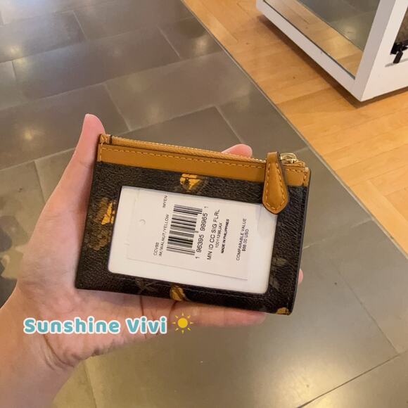 NWT Coach Mini Skinny Id Case Signature Canvas Floral Walnut/Yellow CCV88 - Picture 4 of 6